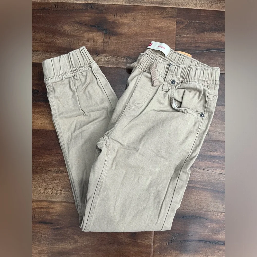 Boy Khaki Levi’s Joggers